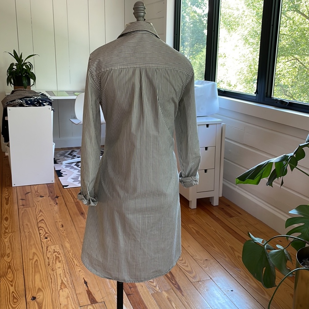 Madewell Shirt Dress in Navy Stripe - Picture 3 of 6
